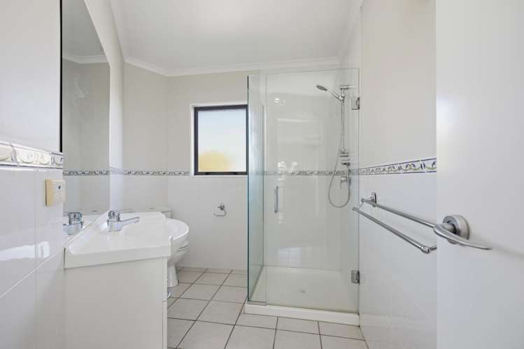 4 Caernarvon Rise Bethlehem_9