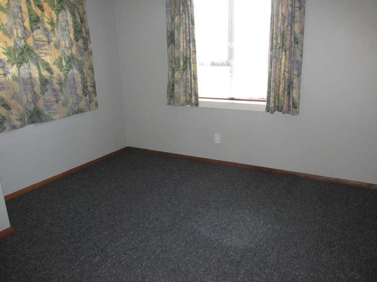 9 Plaskett Street Reefton_12