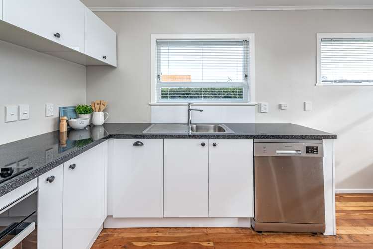 8c Chester Road Springvale_11