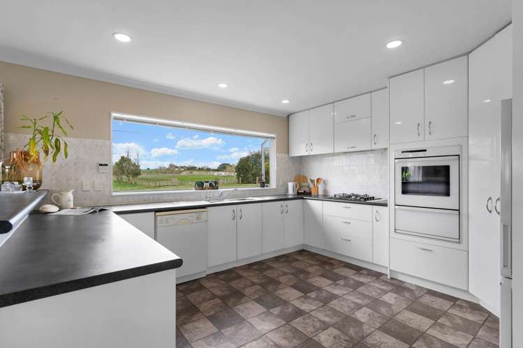 186 Charles Road Karaka_10