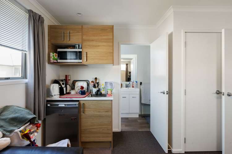 2/30 Beatty Street Melville_15