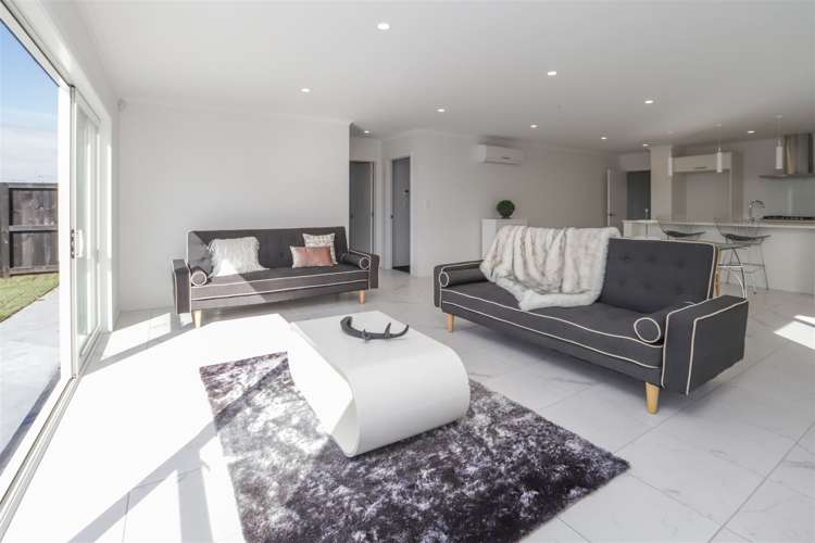 4 Squire Avenue Chartwell_5