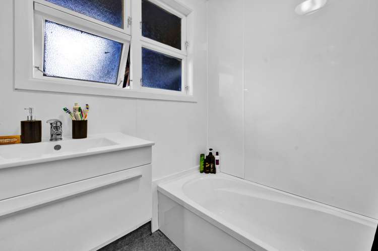 617 Rawhitiroa Road Eltham_21