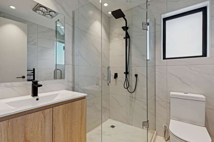 2/20 Havelock Avenue Forrest Hill_11