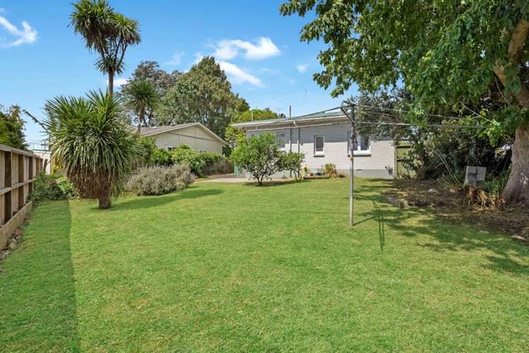 5 Riro Street Point Chevalier_22