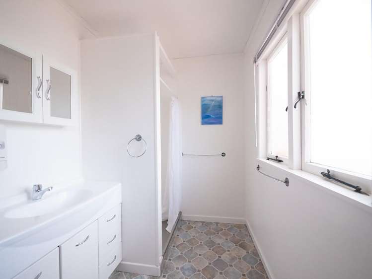 13 Binnie Street Paihia_9