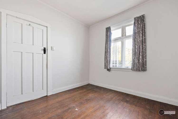 14 Bolton Street Petone_12