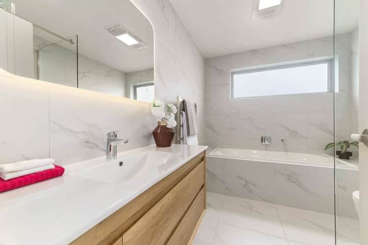 2 Kotuitui Drive Wainui_10