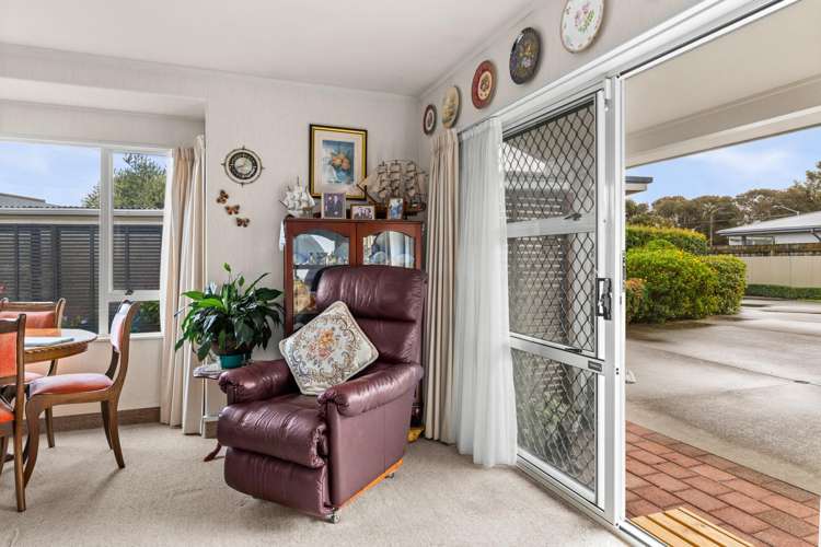 3/2 Anzac Avenue Onekawa_11