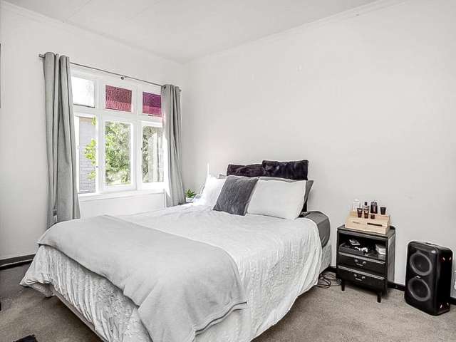 24 Thyra Street 1192_3