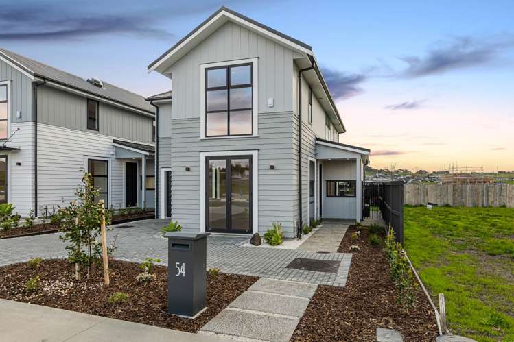 54 Maurice Kelly Road_2