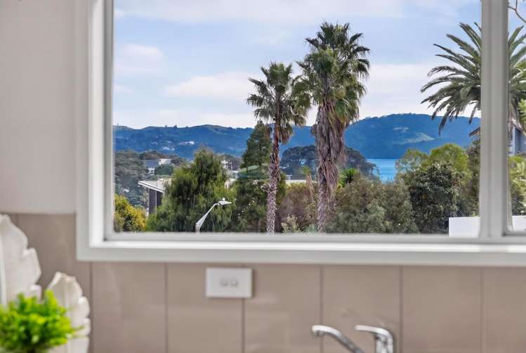 43a Marellen Drive Red Beach_6