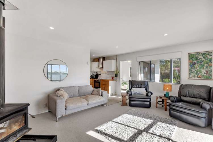 57 Princes Street Waikari_19