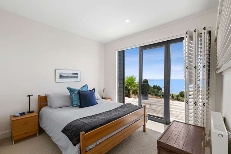 13 Washer Road Omata_11