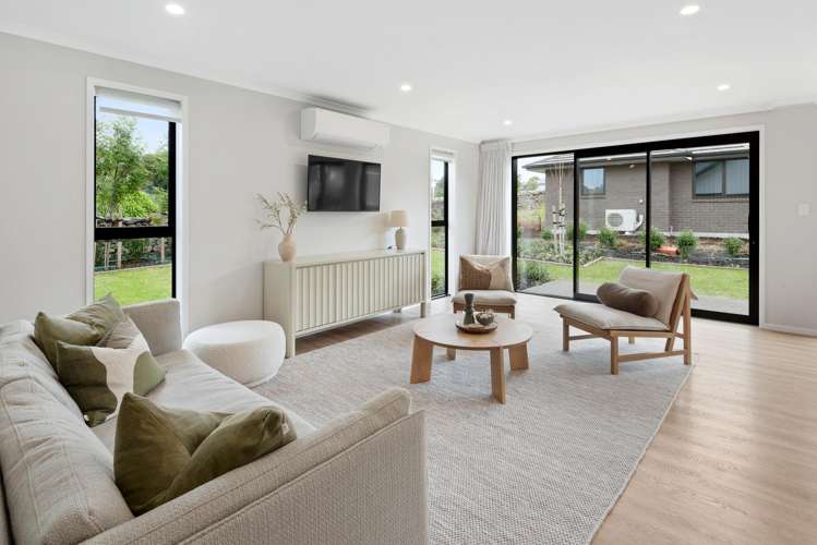 76 Rock Ridge Drive_2