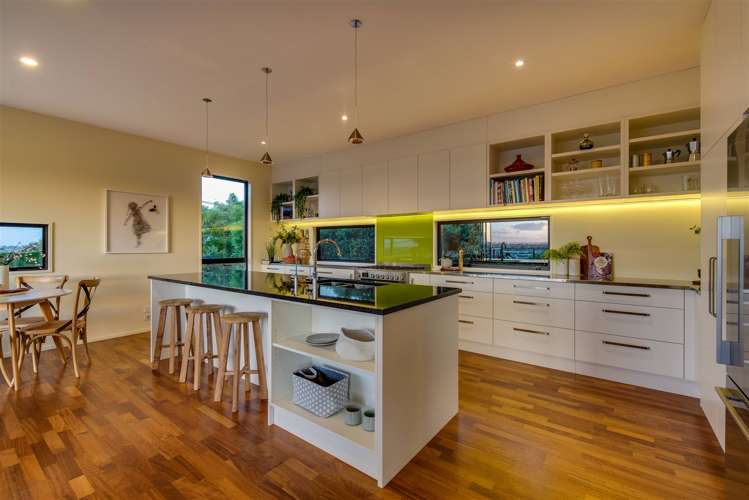 73 Te Awakura Terrace Mount Pleasant_6