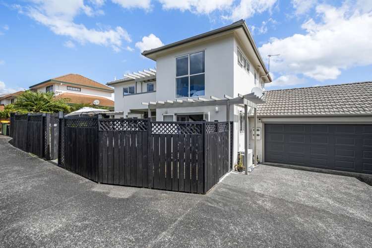 2/39 Simmental Crescent Somerville_28