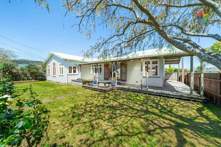 52 Epuni Street Central Hutt_21