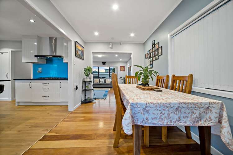 7 Netherlands Avenue Kelston_5