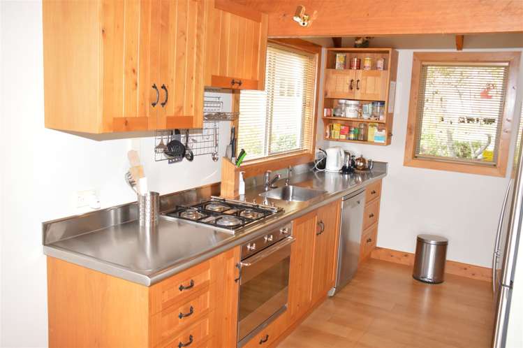 24 Percy Street Akaroa_6