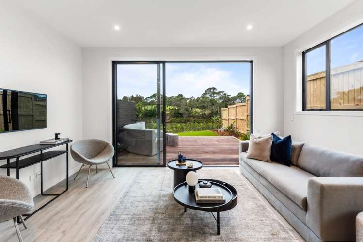 39 Elliot Street Riverhead_13