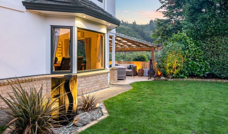 18 Betty Watt Grove Riverstone Terraces_18