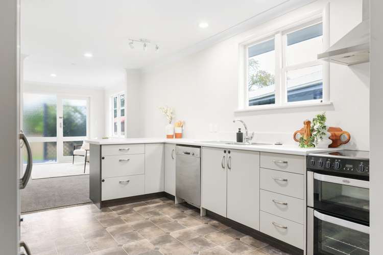 42 Fox Street Hamilton East_6