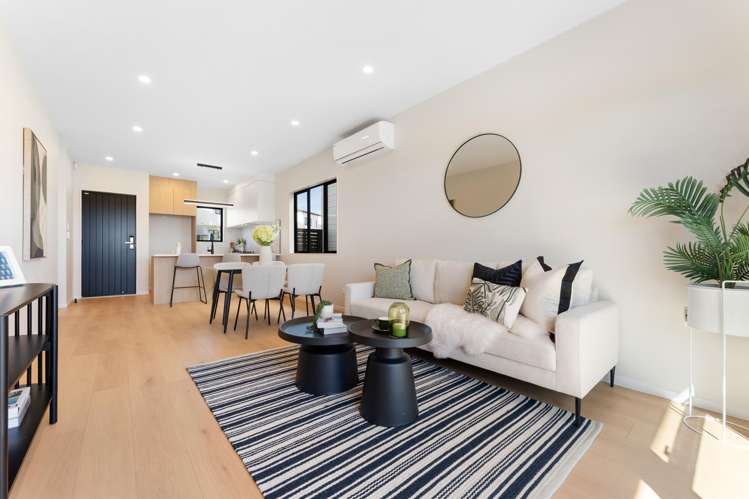 12 Greenbrier Street_4