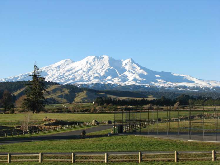 Ruapehu Road Ohakune_0