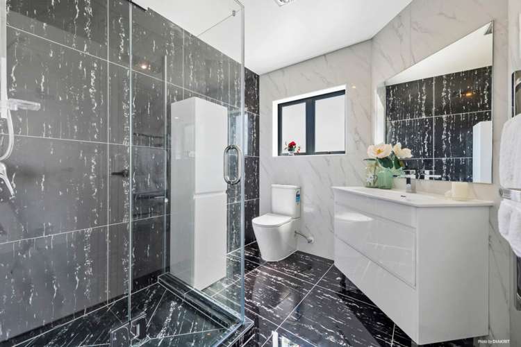 18 Plumley Crescent Mangere_12