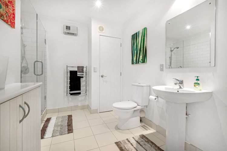 305 State Highway 10 Cable Bay_30