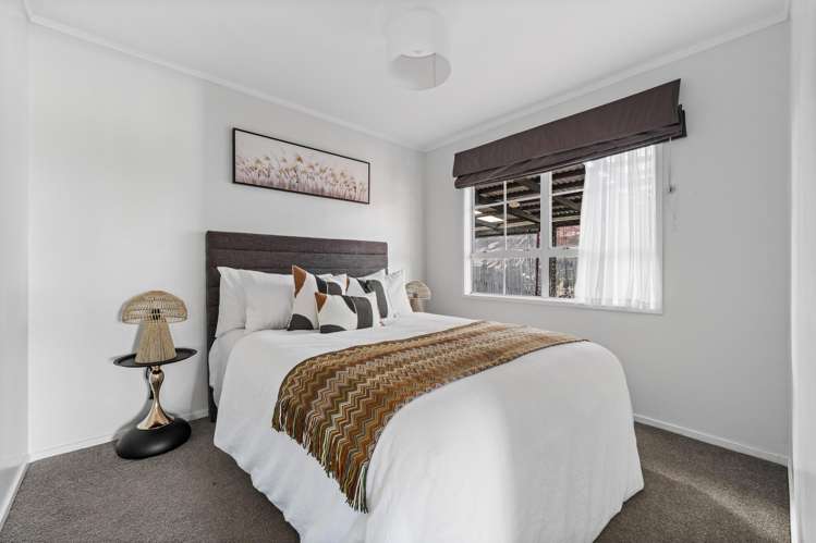 7 Faram Place Massey_11