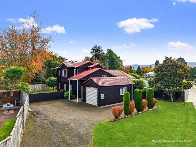 Black Beauty - Family Comfort in Leafy Surrounds