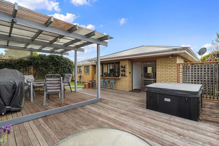 2 Sheridan Crescent Cambridge_15