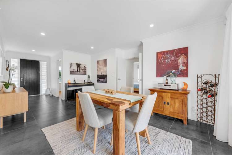 7 Artists Avenue Beachlands_16