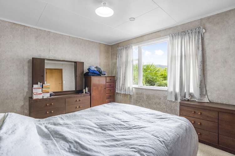 10 Sheehy Grove Wainuiomata_6