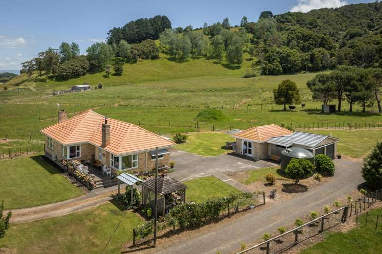 141 Neavesville Road Puriri_19