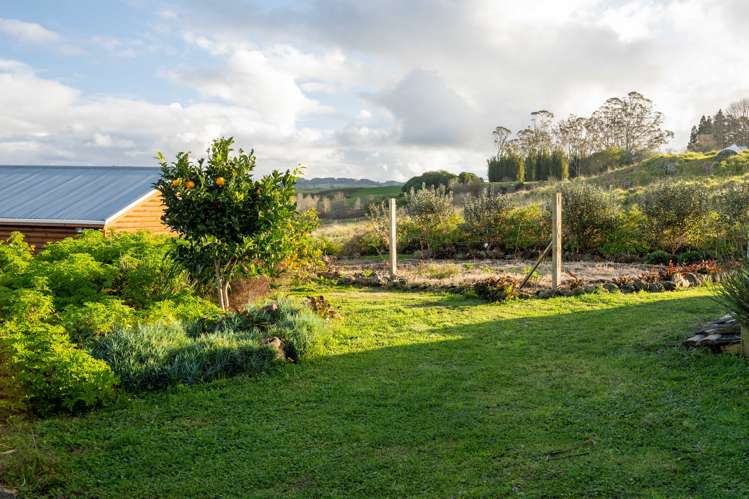 7221 State Highway 1 Pakaraka_13