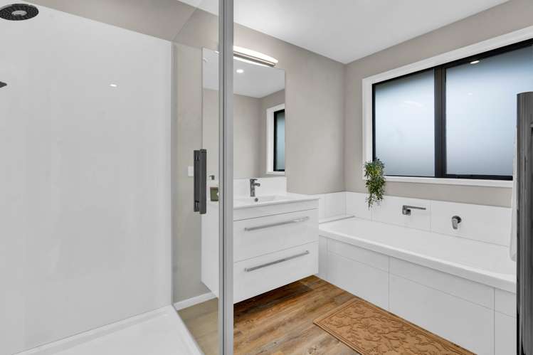 18d Virginia Place Whalers Gate_21