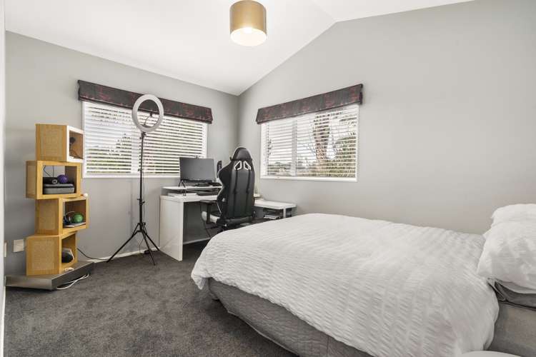 19 Patons Road Howick_12