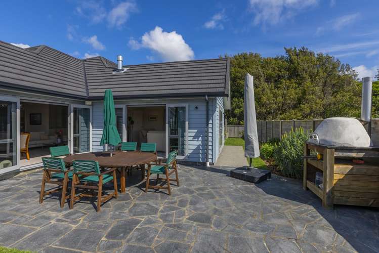 13 Morepork Drive Waikanae_15