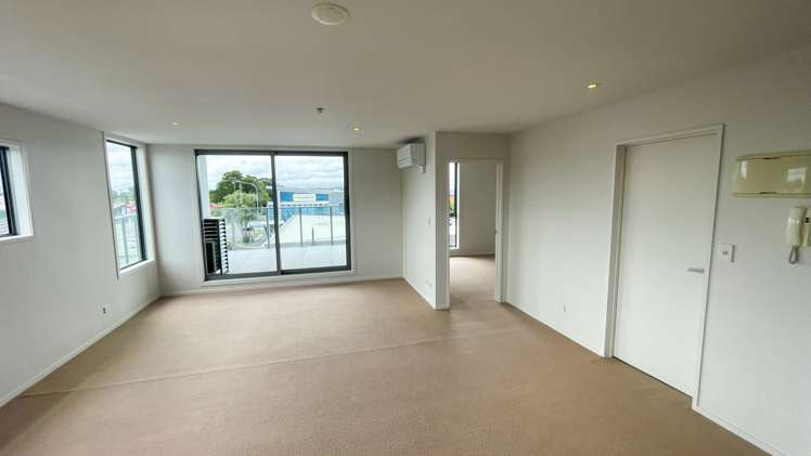2d/84 Gunner Drive Te Atatu Peninsula_9