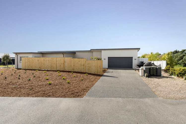 87 Awatira Drive Papamoa_5