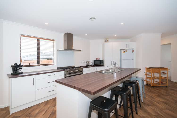 134 Johnstone Drive Fitzherbert_4