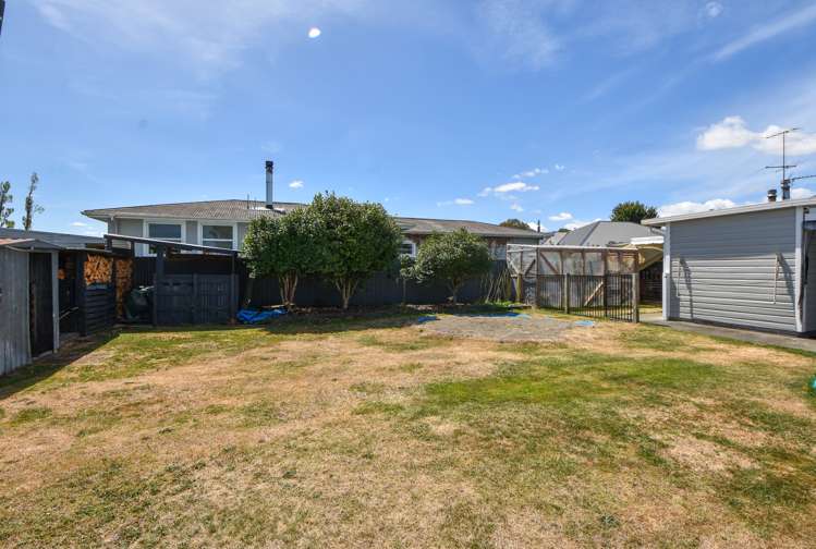 270 High Street South Carterton_17