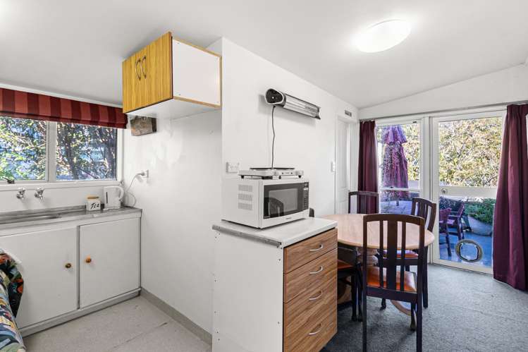 28 Carrington Street New Plymouth Central_16