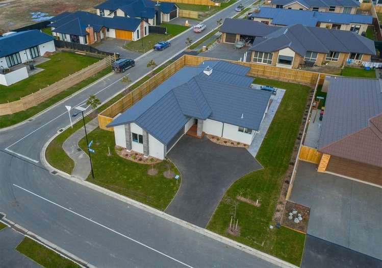 24 Oaks Drive Lincoln_26