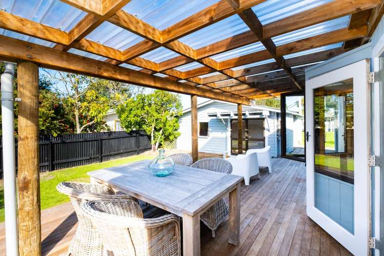 2 Gow Avenue Haumoana_11