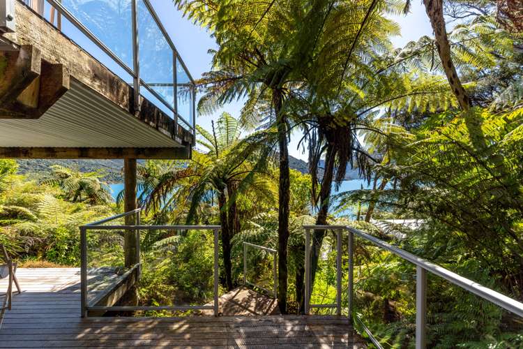 143 Akerbloms Road Kenepuru Sound_11