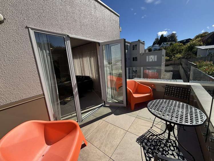 9/208 Lake Terrace 2775_7